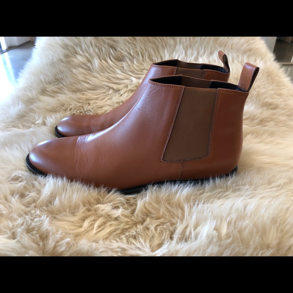Leather Chelsea Boot